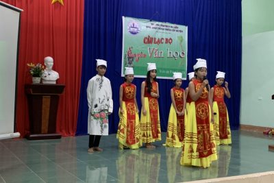 Hoạt động ngoại khóa “Em yêu văn học”